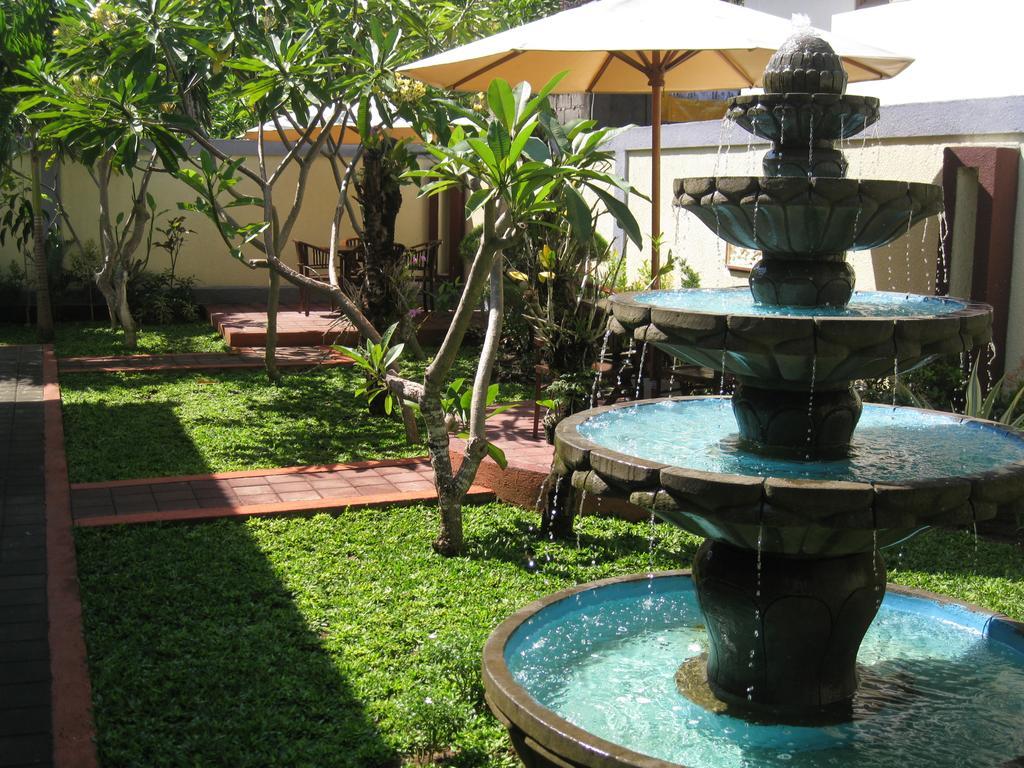 Frangipani Homestay Nusa Dua  Luaran gambar