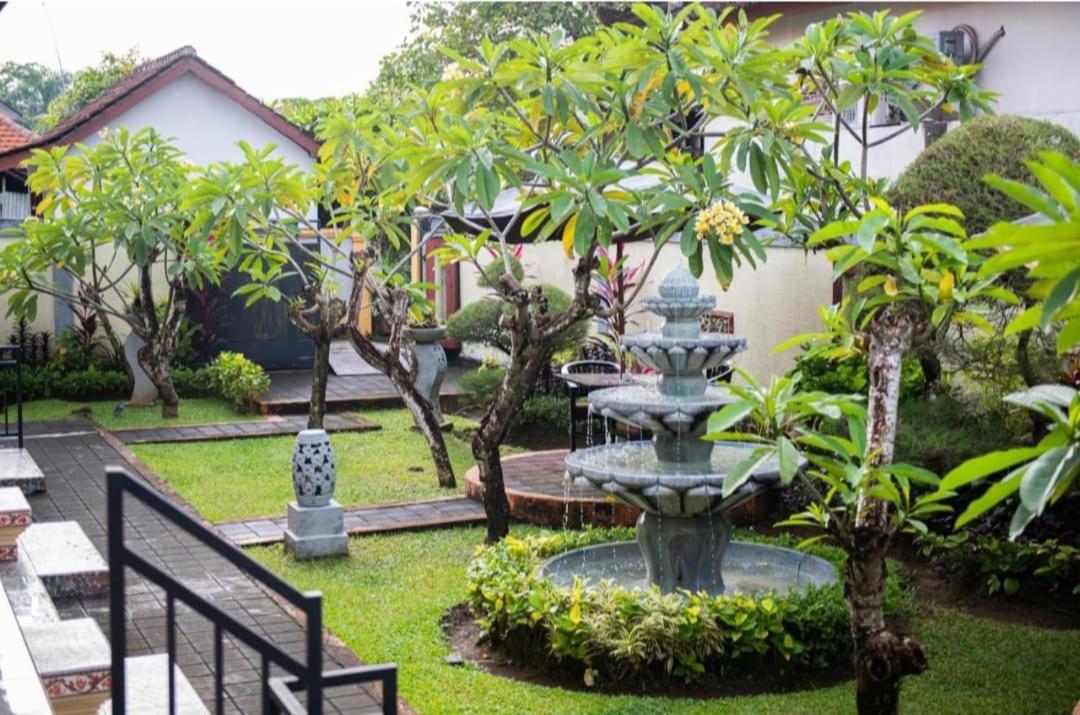 Frangipani Homestay Nusa Dua  Luaran gambar