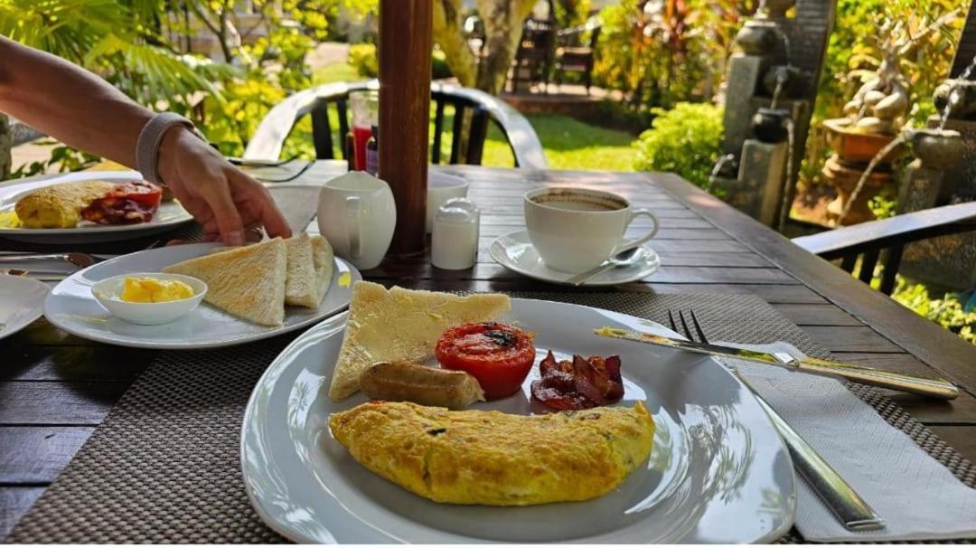Frangipani Homestay Nusa Dua  Luaran gambar