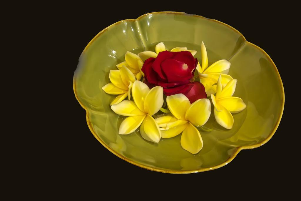 Frangipani Homestay Nusa Dua  Luaran gambar